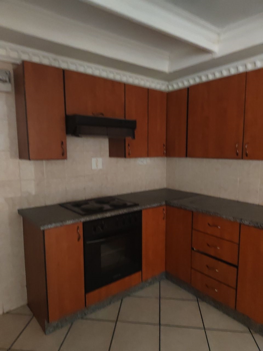 2 Bedroom Property for Sale in Vaalpark Free State